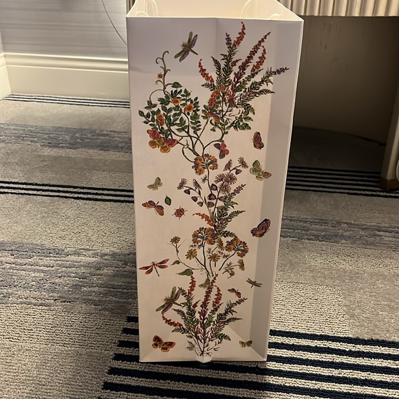 AUTHENTIC DIOR SHOPPING BAG - Picture 2 of 3